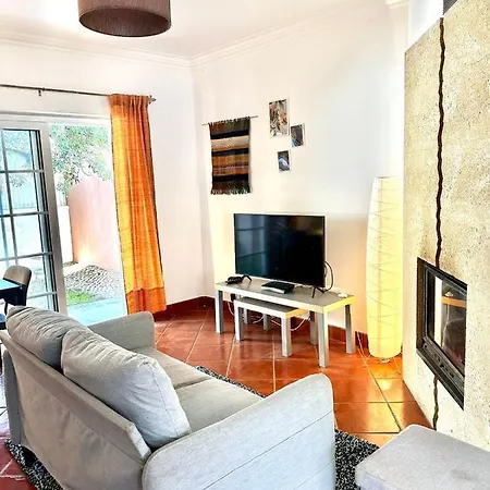 Casa De Сasa de vacaciones Charneca (Setubal)
